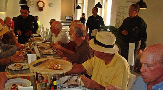It didn’t disappear into thin air. Wood-fired, Neopolitan crust pizza is back in San Miguel.