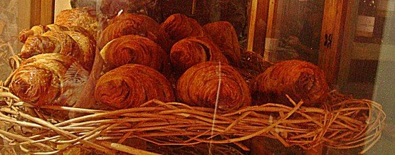 Who makes the very best croissant in San Miguel de Allende?