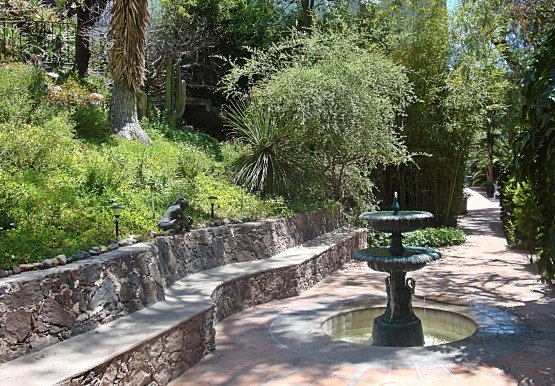 The prettiest place to eat lunch in San Miguel de Allende.