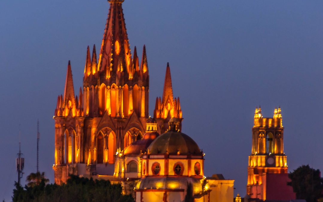 Five things you may not know about San Miguel de Allende. And five places to eat lunch after you do know about them.