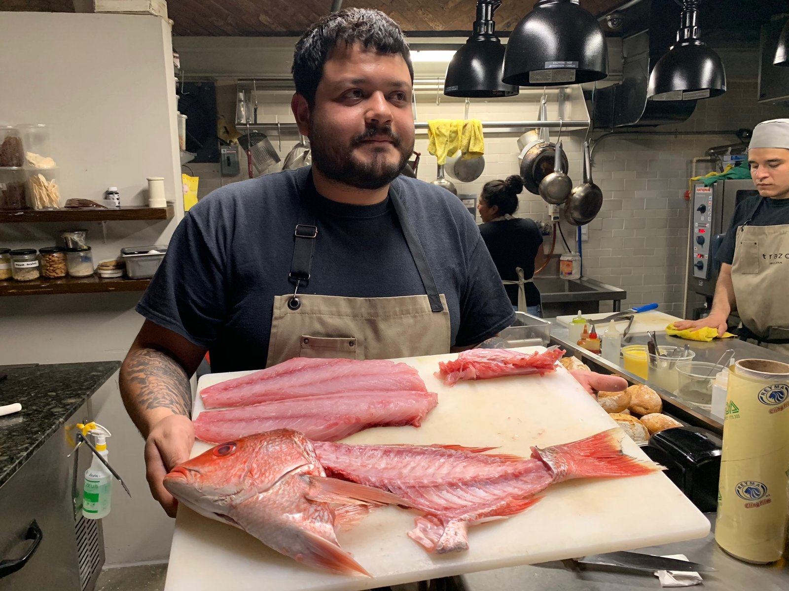 Trazo 1810. Making seafood a lot tastier.